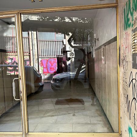 Aretousas Apartment アテネ エクステリア 写真