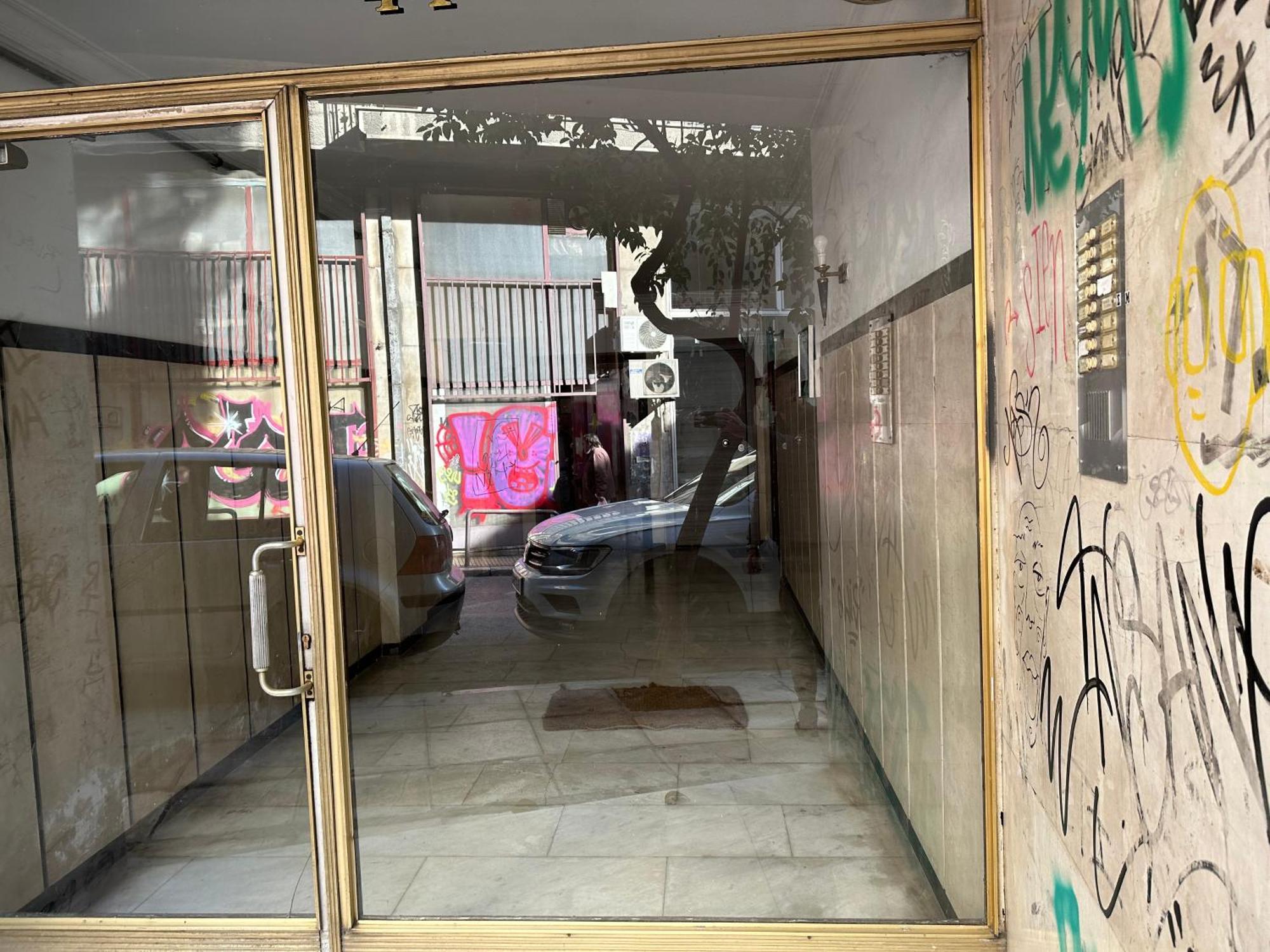 Aretousas Apartment アテネ エクステリア 写真
