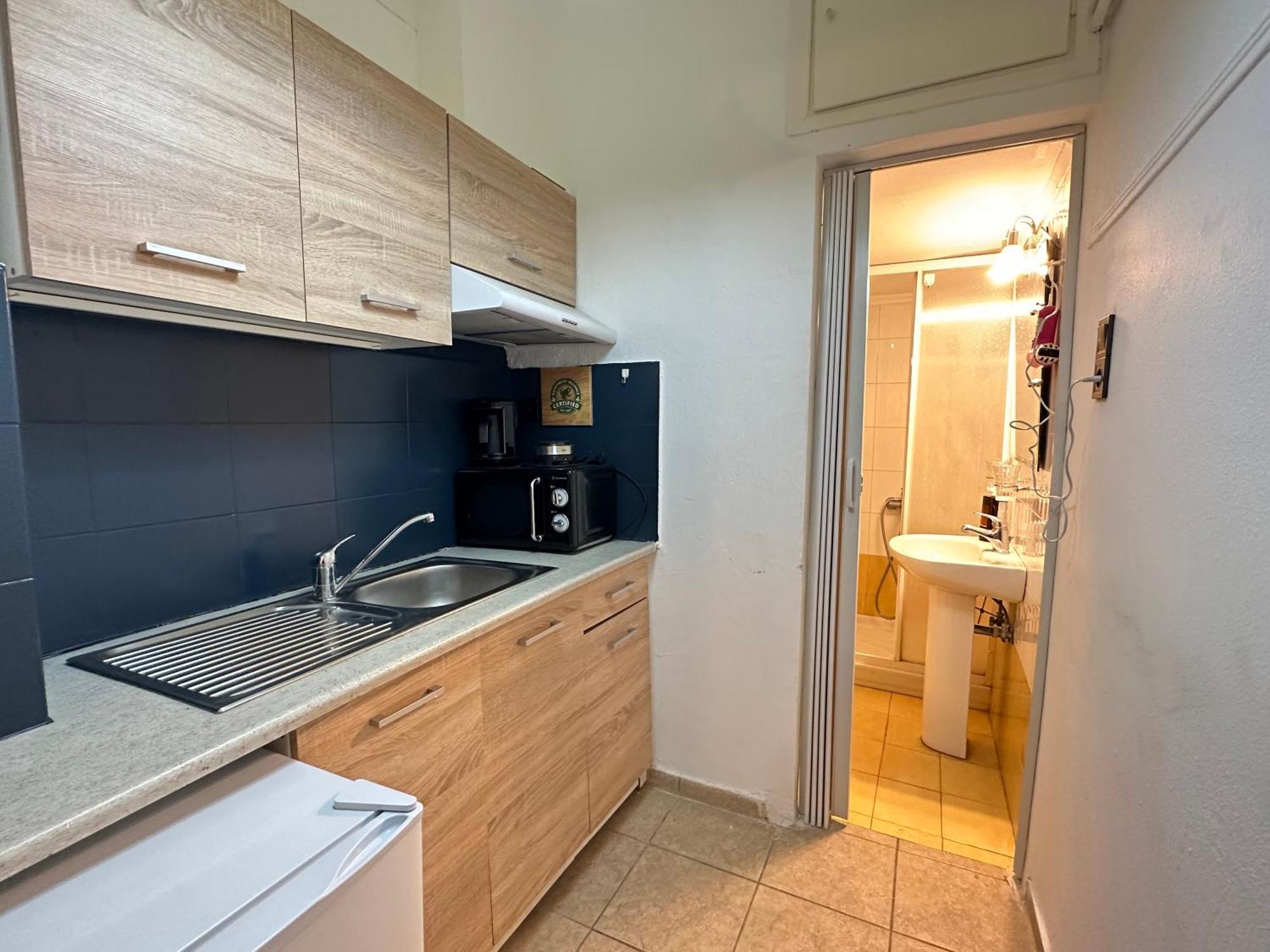 Aretousas Apartment アテネ エクステリア 写真