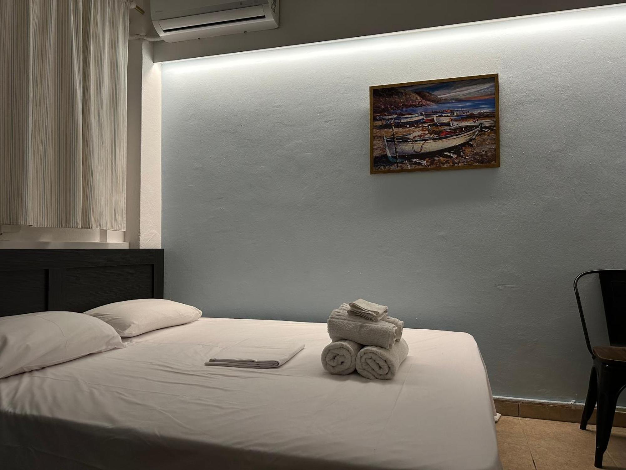 Aretousas Apartment アテネ エクステリア 写真